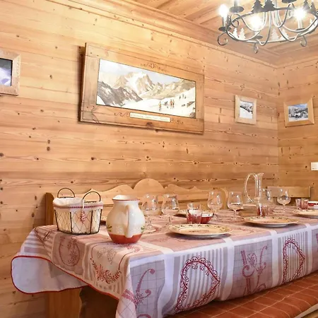 4 Pieces Pour 8 Personnes A Meribel, Proche Pistes Et Commerces - Fr-1-180-617 *